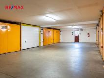 Prodej garáže, Praha - Řepy, Makovského, 18 m2