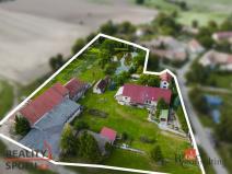 Prodej zemědělského objektu, Opočno - Dobříkovec, 10000 m2