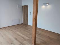 Pronájem bytu 3+kk, Třebíč, Martinské nám., 79 m2
