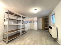 Pronájem obchodního prostoru, České Budějovice, Jírovcova, 30 m2