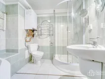 Prodej bytu 3+1, Plzeň - Jižní Předměstí, Antonína Uxy, 105 m2