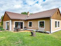Prodej rodinného domu, Bukvice, 158 m2