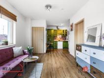 Prodej bytu 2+kk, Kouřim, Mírové náměstí, 39 m2