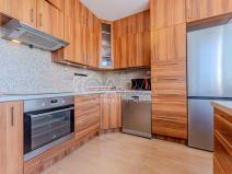 Pronájem bytu 1+kk, Praha - Troja, Hnězdenská, 39 m2