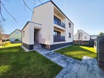 Prodej rodinného domu, Jindřichův Hradec, Spojovací, 297 m2