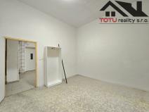 Pronájem kanceláře, Černožice, 400 m2