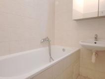 Pronájem bytu 2+kk, Jihlava, U Dvora, 53 m2