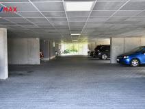 Pronájem garážového stání, Hradec Králové - Třebeš, Svatojánská, 12 m2