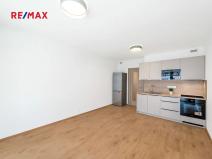 Pronájem kanceláře, Praha - Hloubětín, Poděbradská, 31 m2