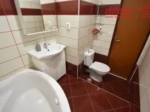 Pronájem bytu 2+1, Chomutov, 17. listopadu, 56 m2