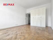 Pronájem bytu 1+1, Praha - Smíchov, Fráni Šrámka, 47 m2