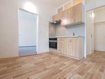 Pronájem bytu 2+1, Liberec - Liberec XIV-Ruprechtice, Zákopnická, 39 m2