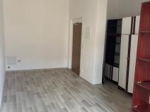 Pronájem kanceláře, Karlovy Vary, Krymská, 24 m2