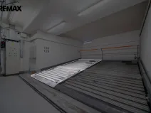 Prodej garážového stání, Praha, Herlíkovická, 14 m2