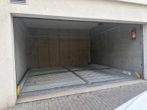 Pronájem garáže, Praha - Libeň, Ve vrchu, 15 m2