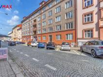 Prodej bytu 1+kk, Hradec Králové, Škroupova, 45 m2