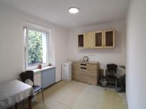Prodej bytu 2+1, Karlovy Vary, Nejdecká, 61 m2