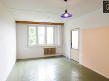 Prodej bytu 2+1, Tachov, Třešňová, 67 m2