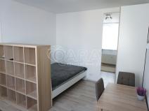 Pronájem bytu 1+kk, Praha - Vršovice, Petrohradská, 30 m2