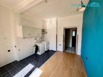 Prodej bytu 2+kk, Karlovy Vary, nábřeží Jana Palacha, 44 m2