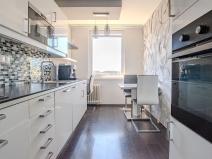 Pronájem bytu 2+1, Praha - Háje, Brechtova, 58 m2