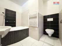 Prodej bytu 4+1, Karlovy Vary - Drahovice, Lidická, 85 m2