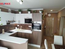 Prodej bytu 2+kk, Karlovy Vary - Stará Role, Karlovarská, 36 m2