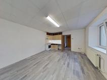 Pronájem bytu 1+kk, Měřín, Náměstí, 28 m2