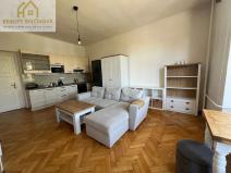 Pronájem bytu 2+kk, Hradec Králové, Smetanovo nábřeží, 60 m2