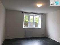 Pronájem bytu 2+kk, Praha - Dejvice, Vostrovská, 42 m2