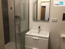 Pronájem bytu 2+kk, Praha - Dejvice, Vostrovská, 42 m2