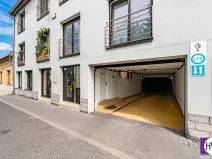 Prodej garážového stání, Praha, Nad motolskou nemocnicí, 13 m2