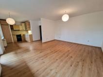 Prodej bytu 2+1, Trutnov - Dolní Předměstí, Kpt. Jaroše, 75 m2