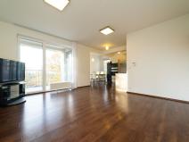 Pronájem bytu 2+kk, Zlín, Březnická, 65 m2