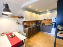Pronájem bytu 3+kk, Praha, Mikulova, 64 m2