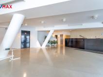 Prodej garážového stání, Praha - Smíchov, Švédská, 13 m2
