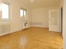 Pronájem bytu 1+1, Praha, Šrobárova, 59 m2