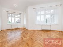 Pronájem rodinného domu, Praha - Smíchov, U Nesypky, 290 m2