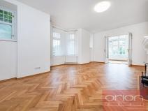 Pronájem rodinného domu, Praha - Smíchov, U Nesypky, 290 m2