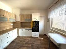 Pronájem bytu 3+1, Mlázovice, Na Ohrádce, 96 m2