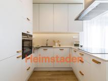 Pronájem bytu 3+kk, Praha - Holešovice, Vrbenského, 75 m2