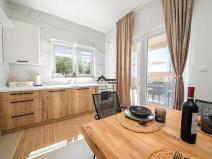 Prodej ubytování, Jakišnica, Chorvatsko, 180 m2