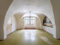 Prodej činžovního domu, Znojmo, Velká Mikulášská, 828 m2