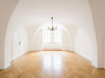 Prodej činžovního domu, Znojmo, Velká Mikulášská, 828 m2