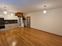 Prodej bytu 4+kk, Světice, Hlavní, 98 m2