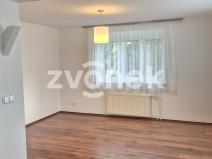 Pronájem bytu 2+1, Zlín - Kostelec, Lešenská, 75 m2