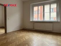 Prodej bytu 2+1, Kladno, Poštovní náměstí, 63 m2
