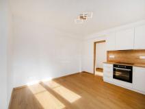 Pronájem bytu 2+kk, Planá, Wolkerova, 43 m2