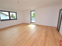 Prodej bytu 3+kk, Praha - Lhotka, Slepá I, 74 m2