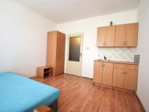 Pronájem bytu 1+kk, Plzeň - Severní Předměstí, Strážnická, 19 m2